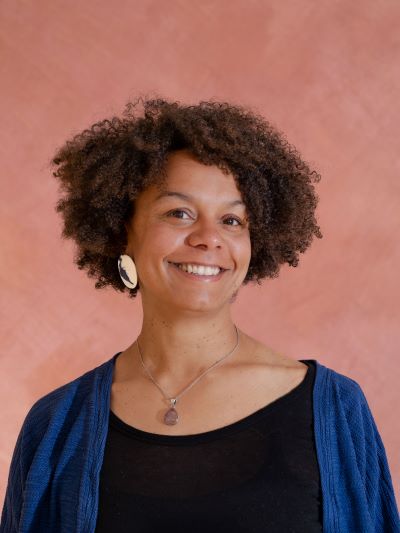 Portrait de Marie Rode Portrait de Marie Rode de face souriante